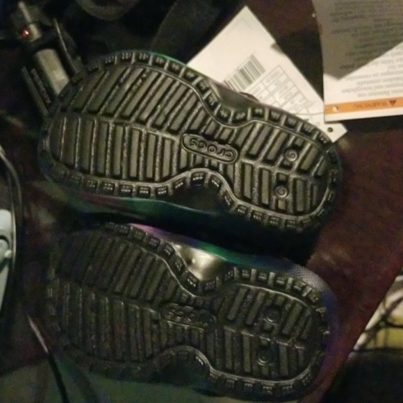 Infant Crocs - Picture 2 of 3
